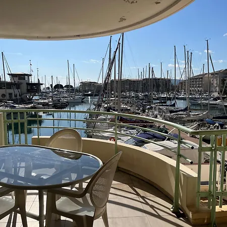 Port Apartmán